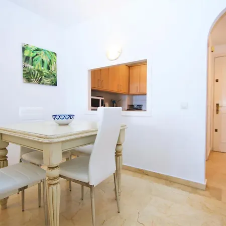 Port Penthouse Belladonna * Эстепона